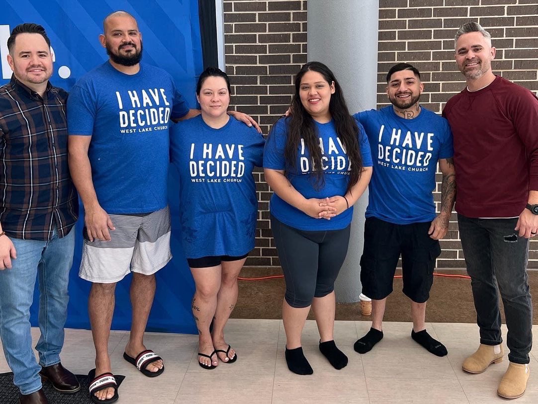 So thankful for the clients I get to serve. <a href="/WestLakeChurch/">West Lake Church</a> had an amazing Kickoff Sunday today with news sermons series, baptism, …and Tacos!!!@CameronW126 <a href="/MarkStayton/">Mark Stayton</a>