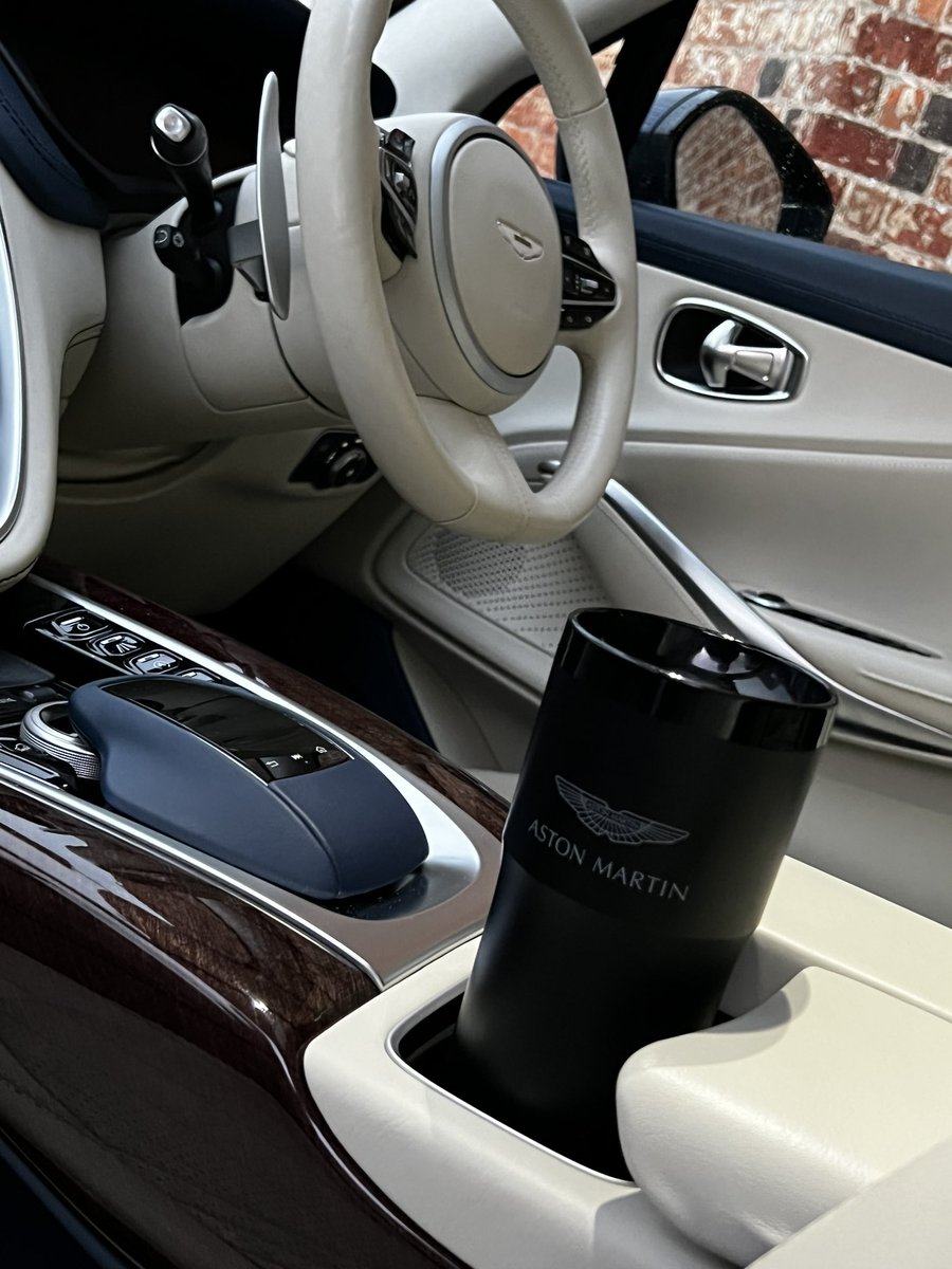 MarkMjames92's tweet image. A really excellent @astonmartin #DBX accessory the @Ember_Tech Travel Mug 2 😍. Got plenty of use this  #Astunday weekend 👍