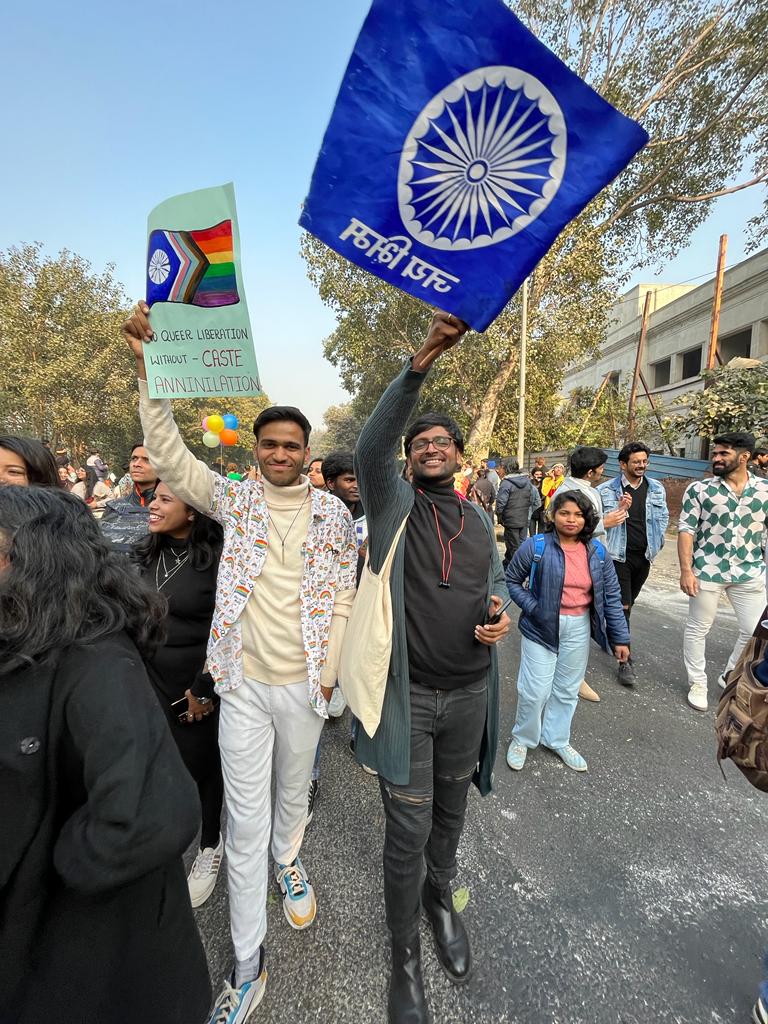 Really disappointed by #DelhiQueerPride for not allowing us to use these flags in the beginning!
No common sense was put in to know the difference between Anti-caste and Party flag.
It just reflects how savarna queers want to see the movement - separated, apolitical and 'Pure'