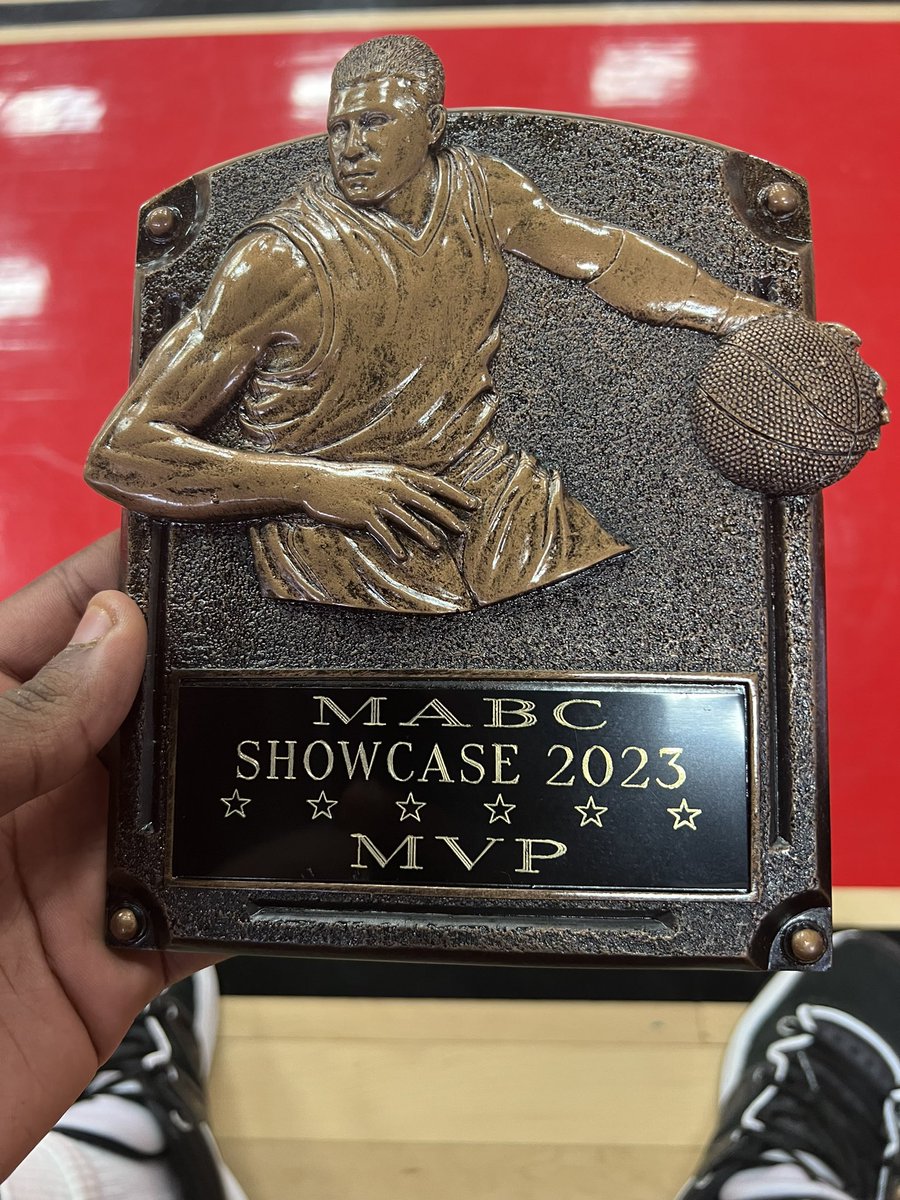 LdfSilas's tweet photo. Blessed to be announced as Mid-Atlantic Basketball Classic MVP! https://t.co/3eqtQSfO2O
