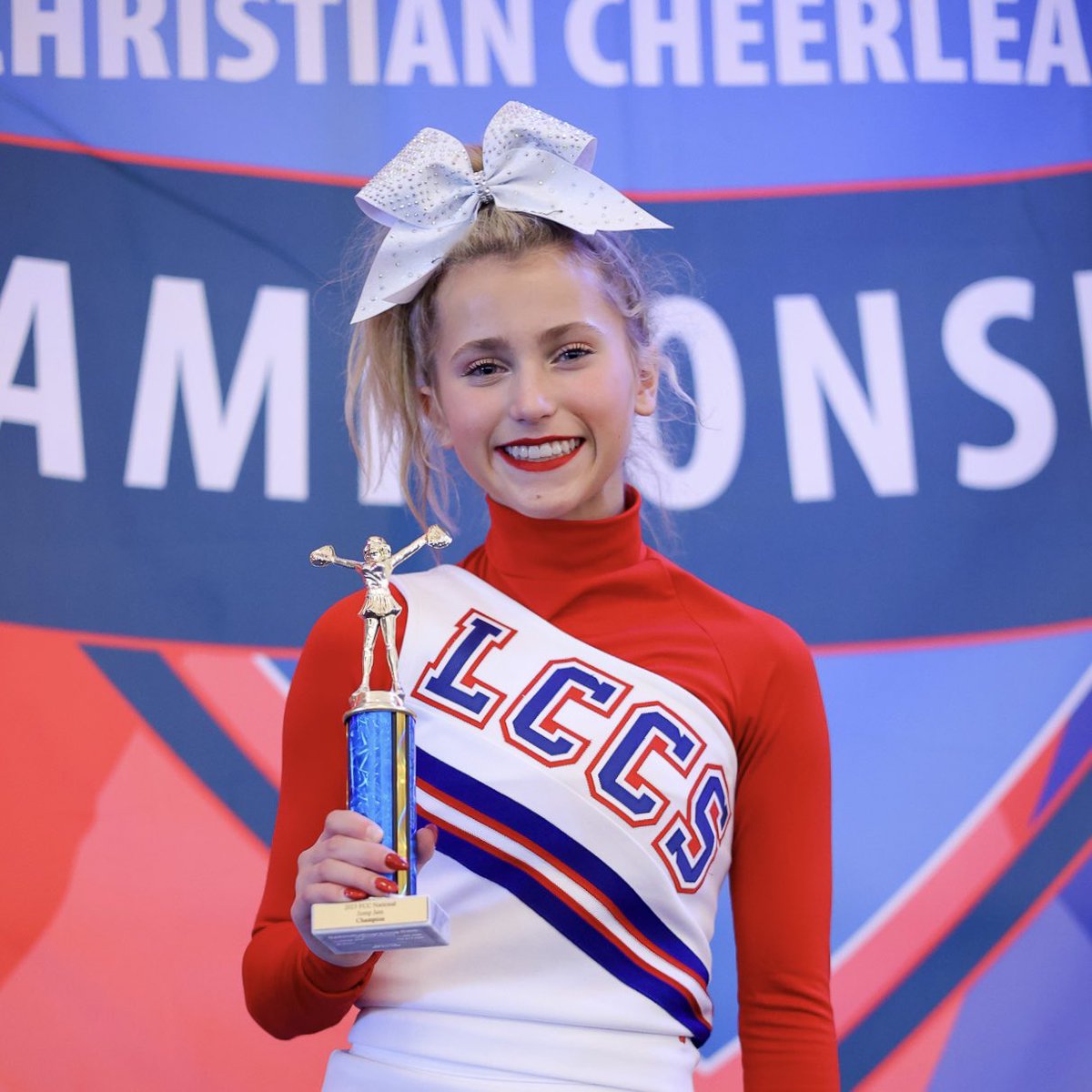 LCCSEagles's tweet photo. Congratulations to Ava Walker, Jump Jam winner at the FCC National Cheerleading Championships! 💙🦅❤️🙌 #lccseagles #fcc4life #jumpjam https://t.co/kawNa2jKs0
