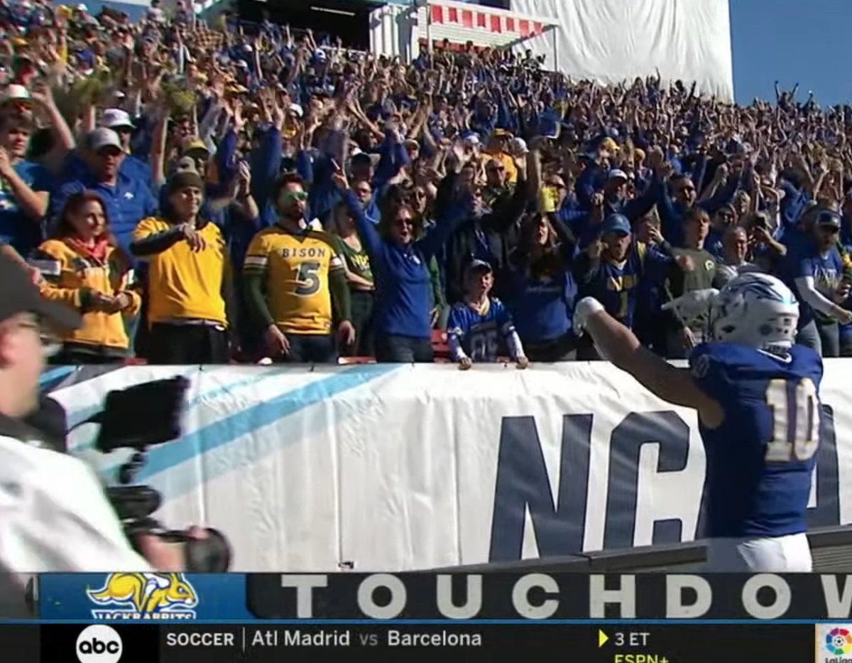 no context college football tweet media