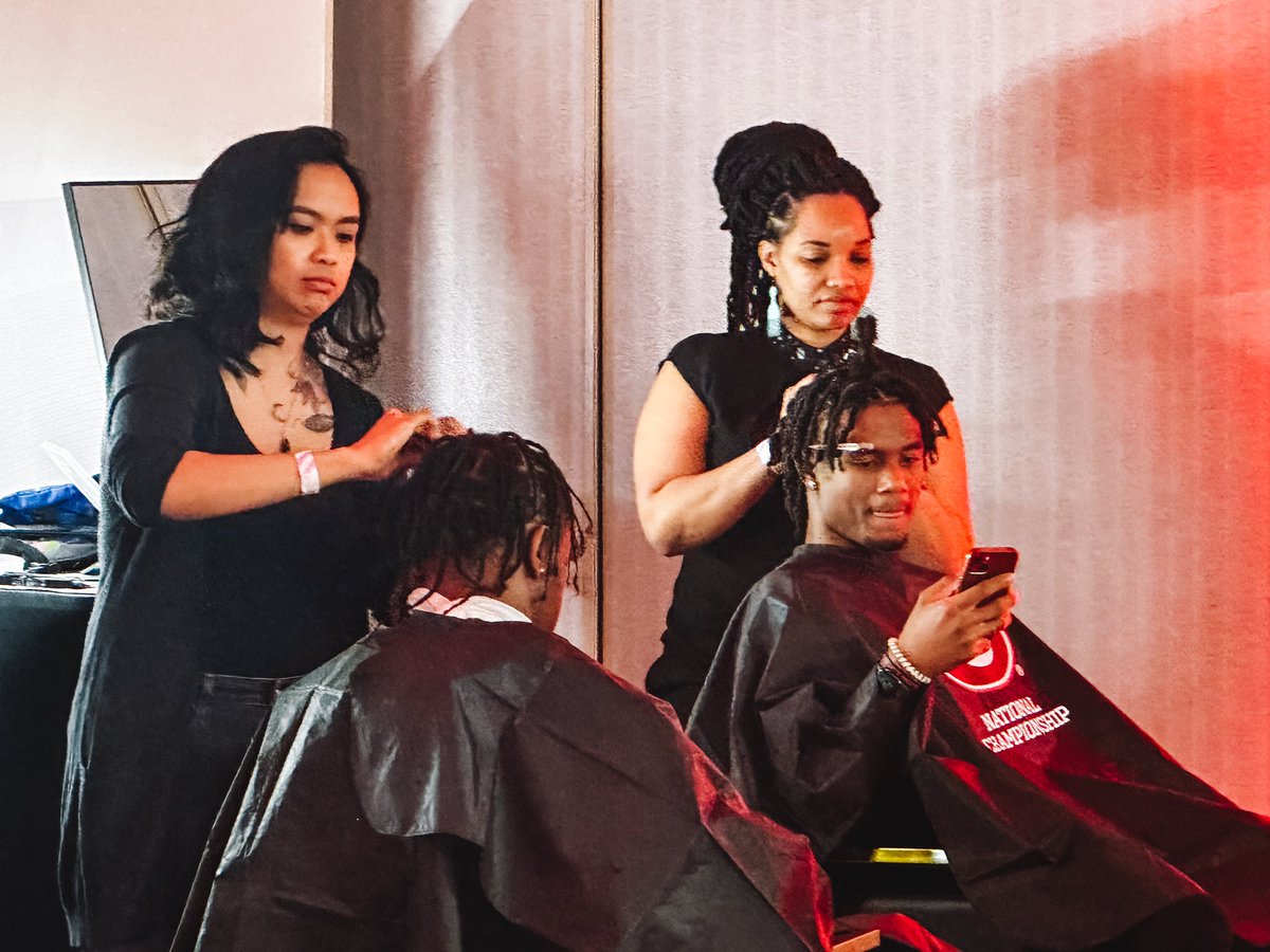 💈 the Barber is in.

#GoDawgs | #NationalChampionship