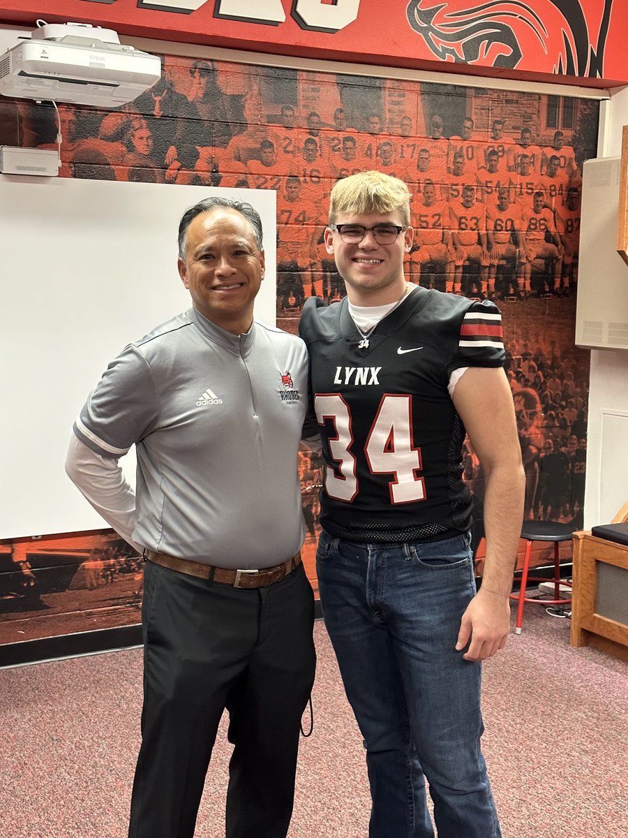 Really enjoyed my official visit to @rhodescollege! Thank you <a href="/coachrichduncan/">Rich Duncan</a> and <a href="/CoachATChau/">ANDREW CHAU</a> for your hospitality.  <a href="/RhodesFootball/">Rhodes Football</a> <a href="/Coach_BWillard/">Brad Willard</a> <a href="/MV_TigerFB/">Mount Vernon High School Football</a> <a href="/dctf/">Dave Campbell's — TexasFootball.com</a> <a href="/LoneStarPrepsTX/">TX Prep Varsity</a>