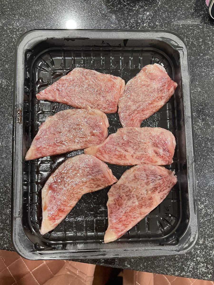 IncipeApp's tweet photo. It’s Wagyu time! 😍

Have you ever tried wagyu? Did you like it? https://t.co/WSxLGNvwrQ