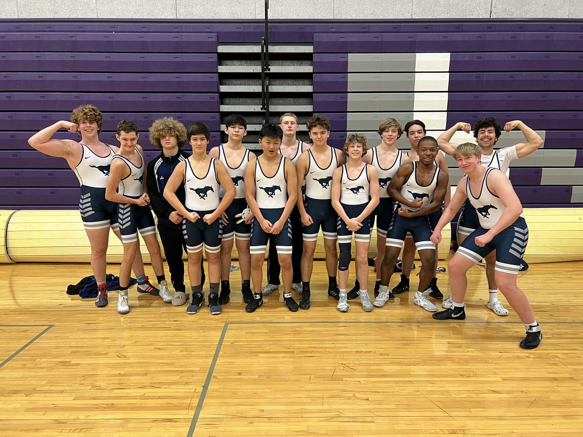 BVN Placed 2nd at the Joel Rios Invite and we had 2 champs! We also placed 6th at the BVNW JV Duels! Great Weekend for BVN Wrestling