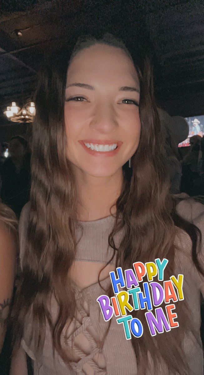 Laura Ashlee❁ tweet media