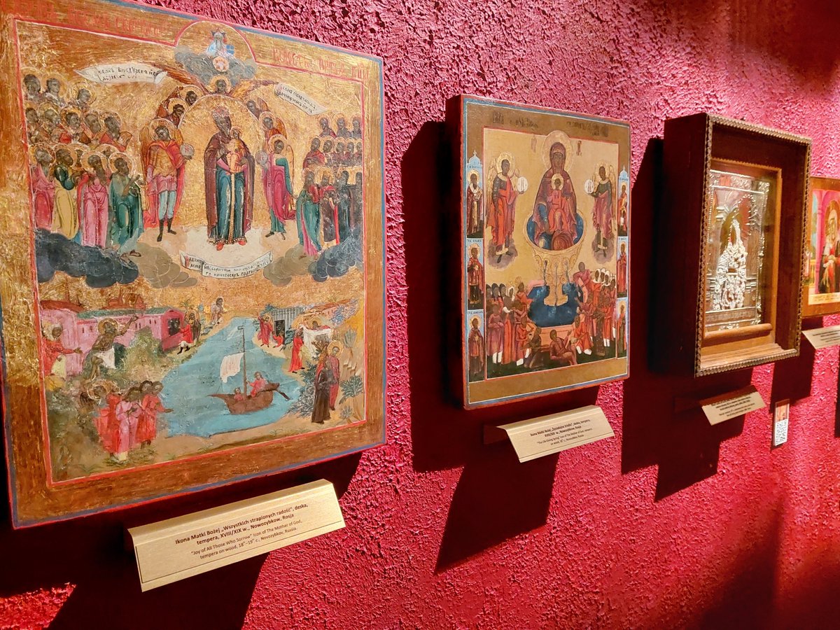 KovacsOrsolyaZs's tweet photo. 7 stycznia w #Suprasl Muzeum Ikon. Akurat 7 stycznia przypada 💯 rocznica urodzin malarza, rysownika,filozofa, uznawanego za jednego z najwybitniejszych współczesnych pisarzy ikon – Jerzego Nowosielskiego. Muzeum polecam! #jerzynowosielski https://t.co/RstMbHQvV6