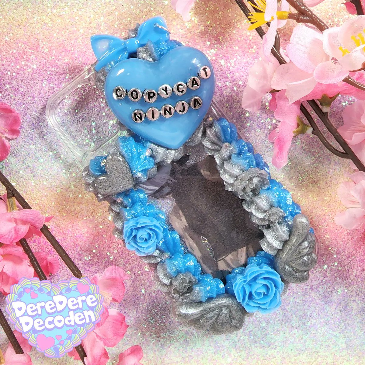 derederedecoden's tweet photo. 🎀💟Custom Kakashi case for a customer (´>∀<｀)ゝ💖

Shop ❥ https://t.co/7HwwE3JM8b
Link in bio💟🎀
#decoden #decodencase #kawaii #customdecoden #customphonecase #decodendaily #kawaiiaesthetic #glitterphonecase #cutephonecase #kawaiilifestyle #kakashi #kakashihatake https://t.co/dg7OlAfWhM