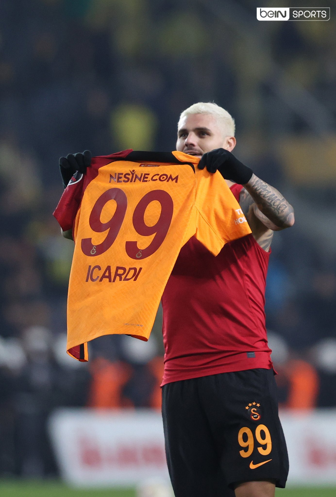 PSG Chief on X: Loan Watch 👀 Mauro Icardi with Galatasaray this