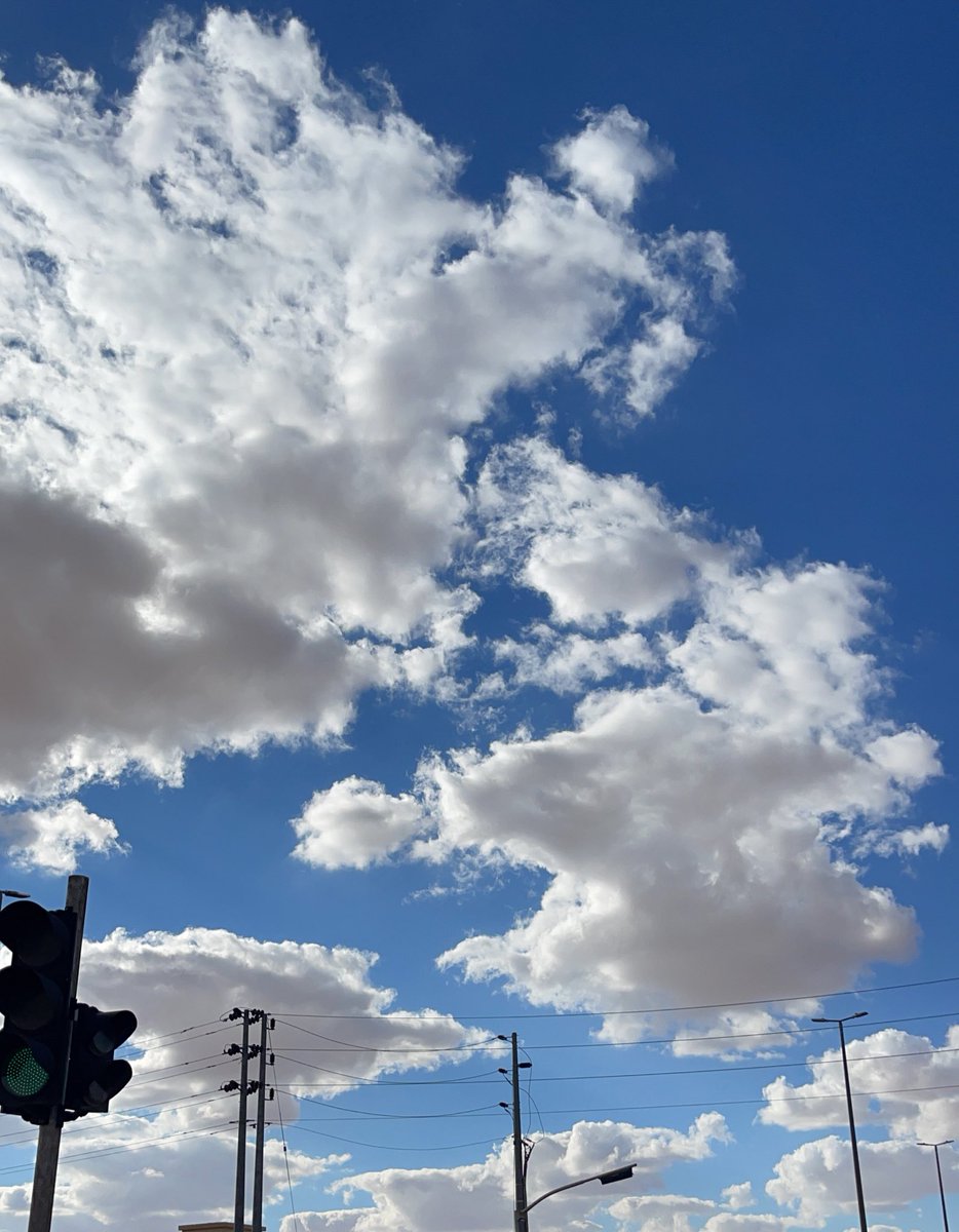 @mes__31 اللهم يا من أمره بين الكاف والنون ويا أرحم من الأب والأم الحنون، اللهم إجعل قارئ دعائي فى الدارين سعيد واجعل الرزق فى يديه يزيد وعن عيون الحاقدين بعيد واكتب له السلامة فى كل وقت وحين يا أكرم الأكرمين، اللهم اغفر له ولأم أنجبته ولأب أحسن تربيته واجعل أعلى الجنة دار إقامته