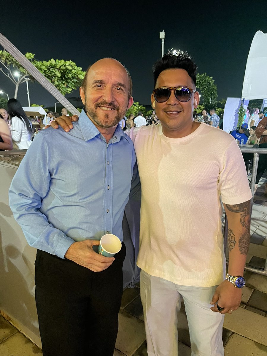 <a href="/donnycaballero/">Donny Caballero</a> es el presente de la música en Colombia.
Exitoso,brillante 
#donnycaballero