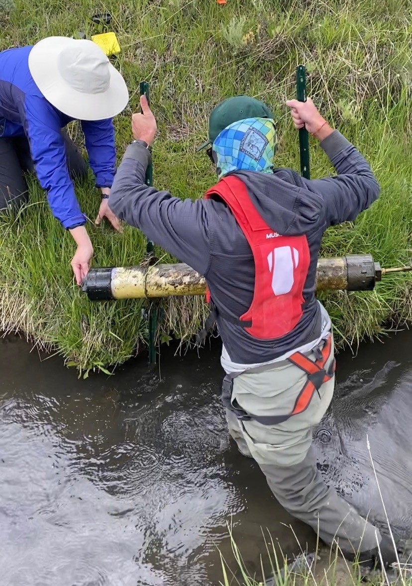 Attention Recent Grads and those about to be Grads! Applications are being accepted for a position in Cheyenne to participate on some of the complex hydrologic studies in our Center. Applications accepted through January 19. Details at: usajobs.gov/job/69745520