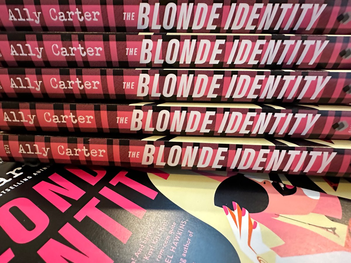 OfficiallyAlly's tweet image. I have ARCs. They have plaid spines. 

I’m going to go scream and cry and lie down now.