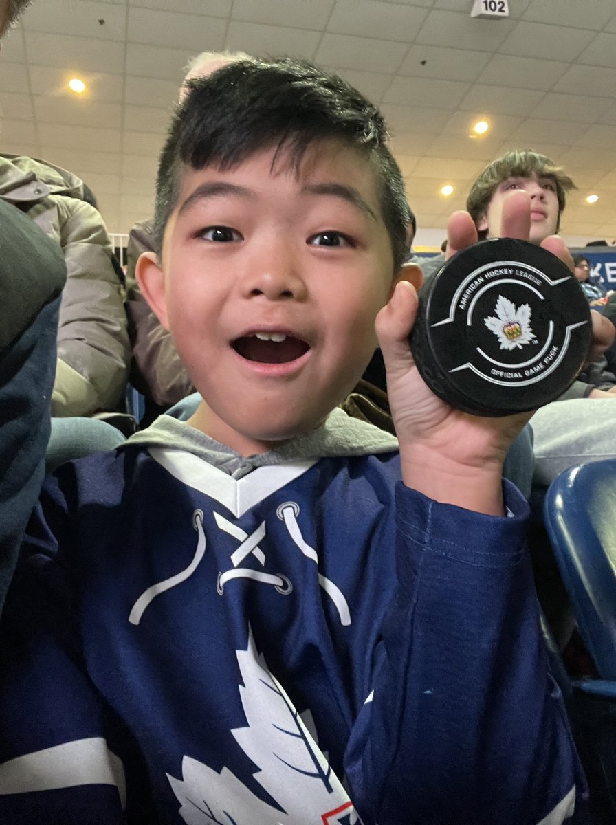 Thanks <a href="/13KCliffy/">かな</a> for giving a puck to my boy! He is #stoked #gomarliesgo #marlies #ahl #hockey #canada