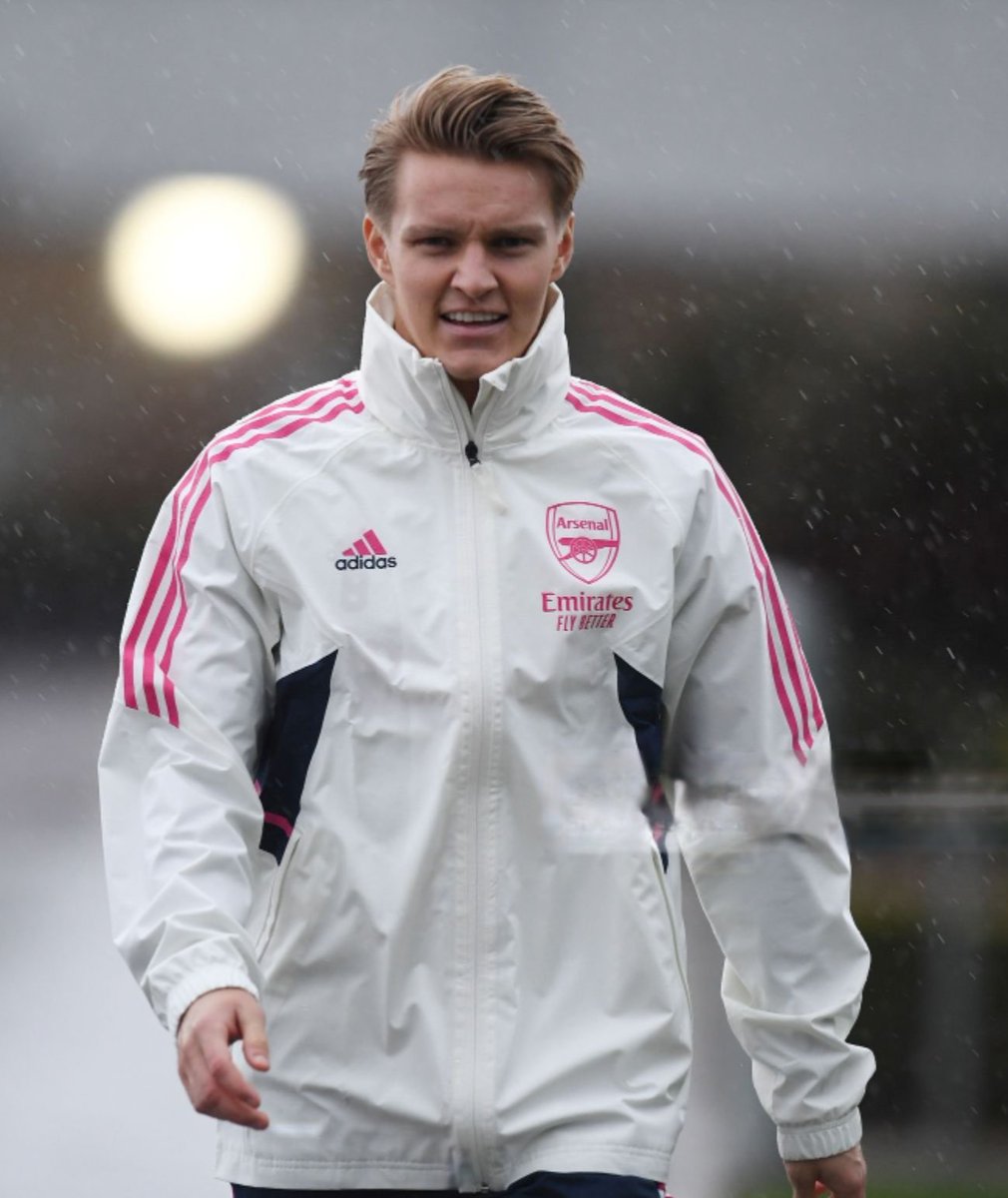 abel_maanda's tweet image. 📷 ©️ Ø 8️⃣ #ARSNEW #Ødegaard 
#COYG 🔴⚪️