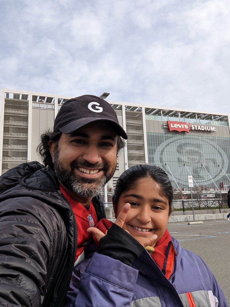 gauravanand's tweet photo. Daddy daughter date #FTTB https://t.co/ihMLe5TVs8
