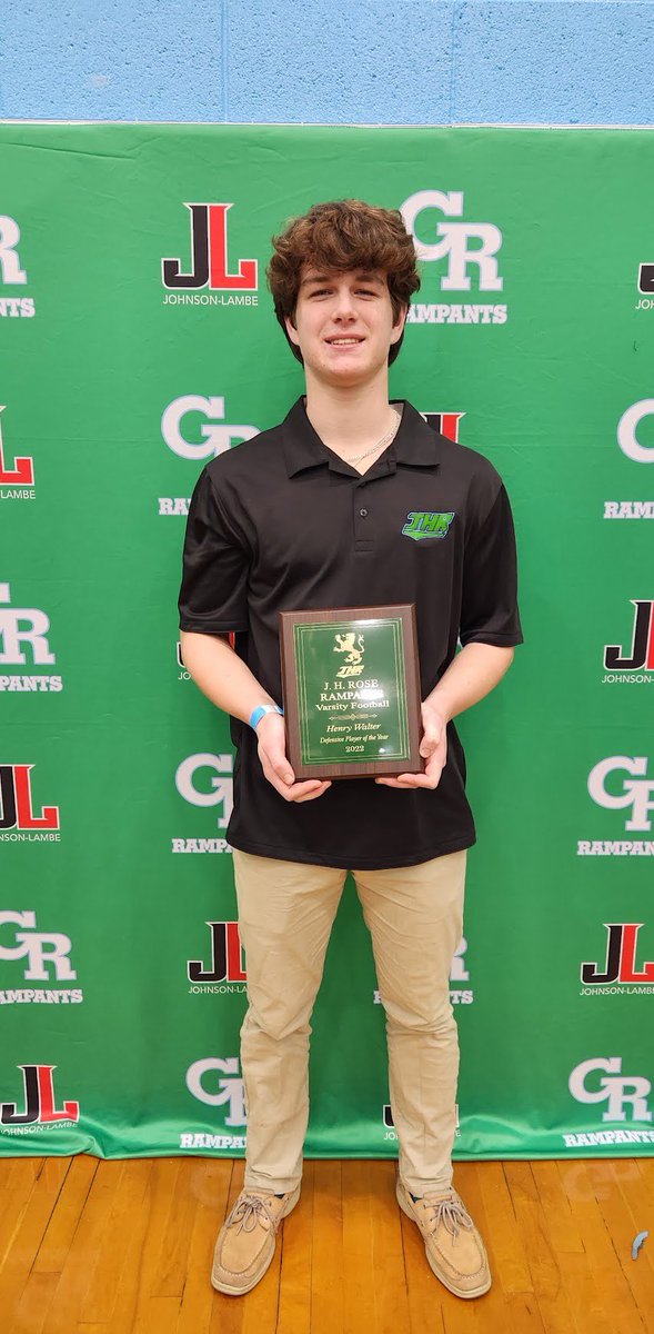 henrywalter33's tweet photo. Honored and excited to be named Defensive Player of the Year, and Big Carolina  3A/4A  All Conference. Thank you to all my coaches and teammates who have pushed me to get better. Back to work to prepare for the 2023 season!
@Williebecu86 @CoachMatthews76 @252_the https://t.co/UIPCsb3Nlr