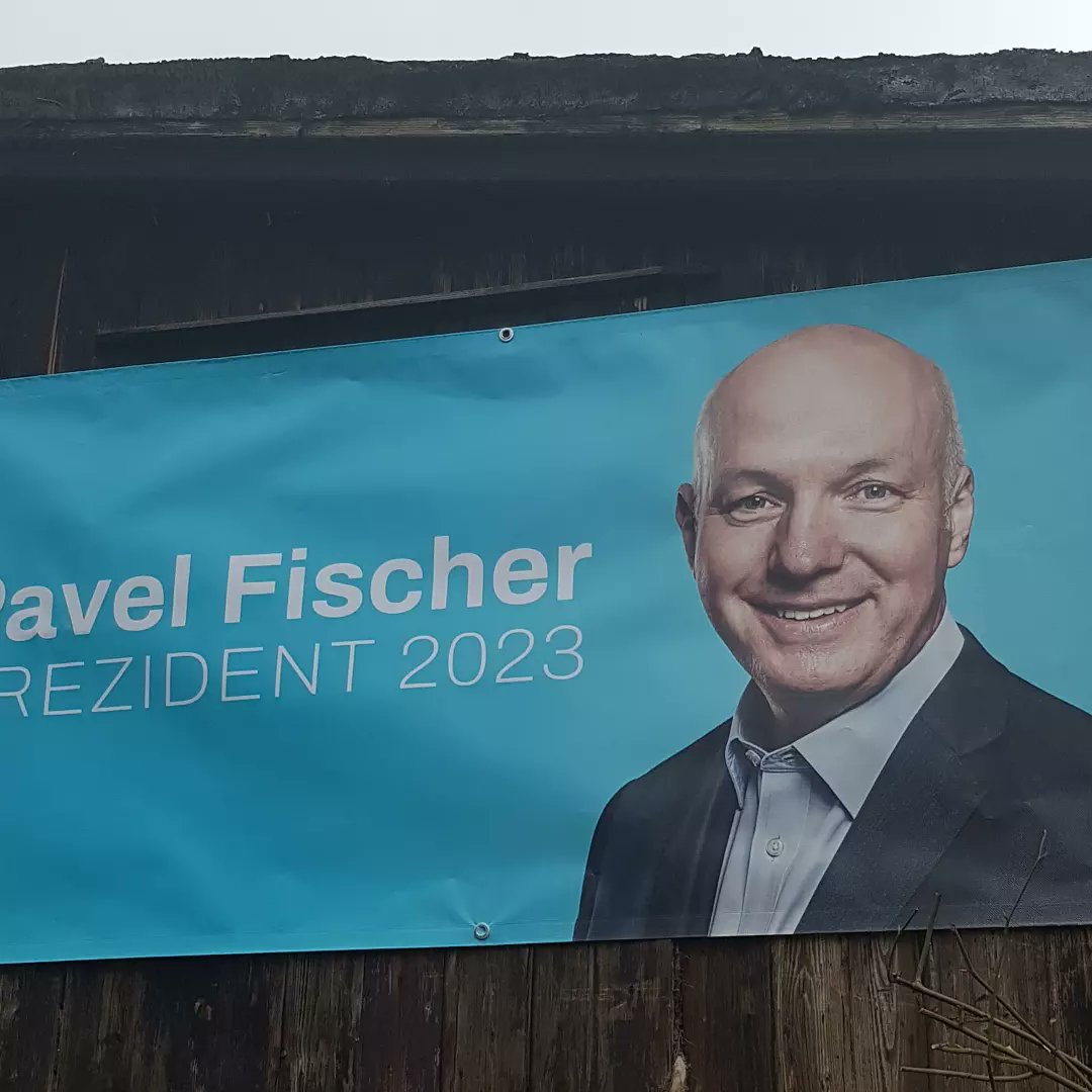 ProchzkovLenka2's tweet photo. Pavel Fischer,je mým prezidentem❤ https://t.co/5eij3NId3z