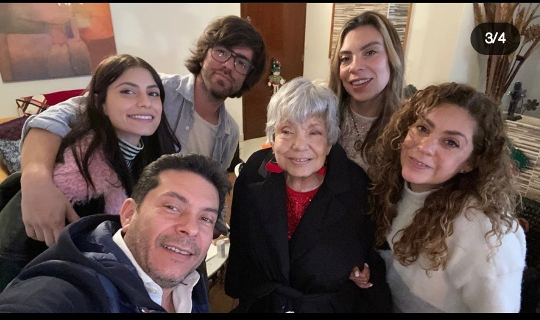 PopcornPoker543's tweet photo. Lo único q recibieron #JULIANTINAS d parte d las #PASTORCITOSMENTIROSAS fueron #BAZUCIRCO #BARCOSA una queriendo vender a un ♂ ALPHA q a kms s ve q es la 🐑 🌈 y la otra al. Lado de un #ENCUBRIDOR DE 5 VIOLACIONES es así de sencillo cual d las 2⃣ es peor se abren las apuestas 🤥 https://t.co/cYzoHiKFqi