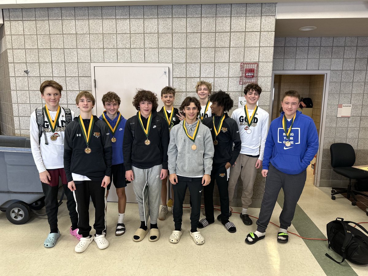 ⁦<a href="/OMGBAHoops/">OMG Basketball</a>⁩ congrats to 8th grade boys 3rd place win this weekend in the Pirate invitational