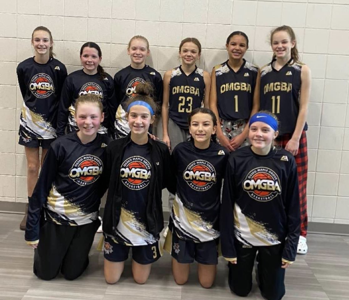 rugbyak's tweet photo. 2nd place for these OMGBA-6A girls after a hard fought championship game @OMGBAHoops @Legacy_HoopsAAU https://t.co/gGFfKL0wU5