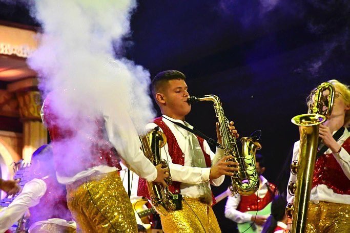 La majestuosa e internacional Banda de Baranoa, llegó una vez más a la <a href="/loadebaranoa/">Loa de los Santos Reyes Magos</a> ✨🙌🏻 
Juntos disfrutamos de un espectáculo sin precedentes y lleno de todo el talento de nuestros niñas, niñas y jóvenes.