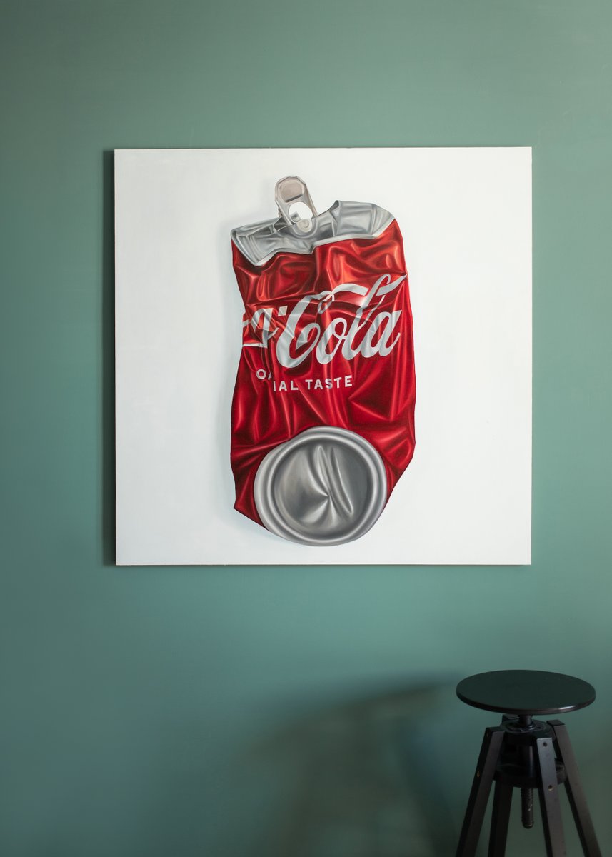 Coca Cola can oil on canvas, cm 100x100 From a series of paintings that I am making of wrappers, packages, containers of commonly used products. All items related to popular brands that are mass-produced and identical to each other. ⠀ #cocacola #artist #art #popart #coke