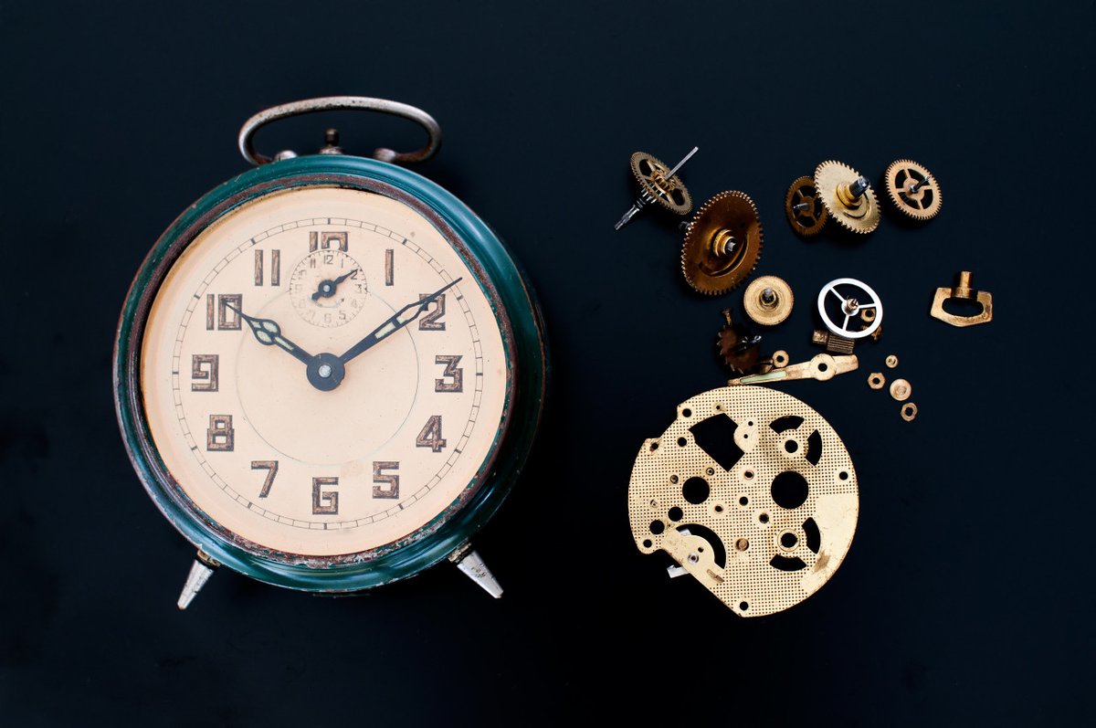 clockworksUSA's tweet photo. Do you have the guts? Clock repair tips, tricks, and more for the repair man who has it in gear. 🤠
https://t.co/qWm0u20VnU https://t.co/QosgxXIEbE