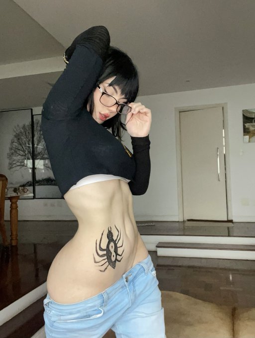 Shizuku Murasaki From Hunter x Hunter 🖤🕷️ To start 2023 in the best way I put 50% off on my 0nIy F4ns<a href="/tag/shingekinokyojin"class="tags"><span>#shingekinokyojin</span></a><a href="/tag/attackontitanfinalseason"class="tags"><span>#attackontitanfinalseason</span></a>