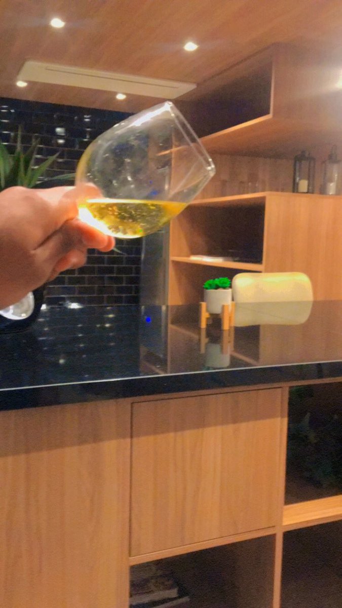 ProducaoNego's tweet photo. Seu brilho 🤩 ninguém pode apagar @ProducaoNego https://t.co/kNpPFZNCwN