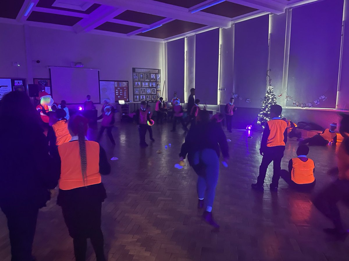 goldsmithwalsal's tweet photo. π€πππ Our βresilientβ high percentage attendance winners were rewarded with a special Glow-in-the-Dark sports day! Special thanks to #ProgressiveSports for such an engaging day! ππππ€ @WinAcadTrust @YourSchoolGames https://t.co/6ePyvtEqWb