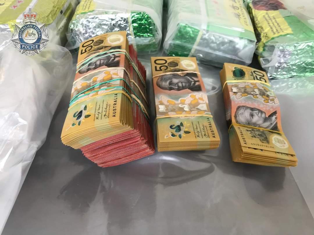 الخاص مفتوح