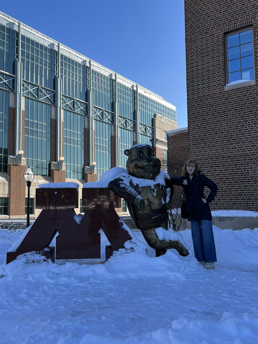 WeedVet's tweet photo. Our baby girl getting a personal campus tour by 2 alum… 2 of her older sisters took her down for the day…
#gopher4life https://t.co/XFTTYMSKwd