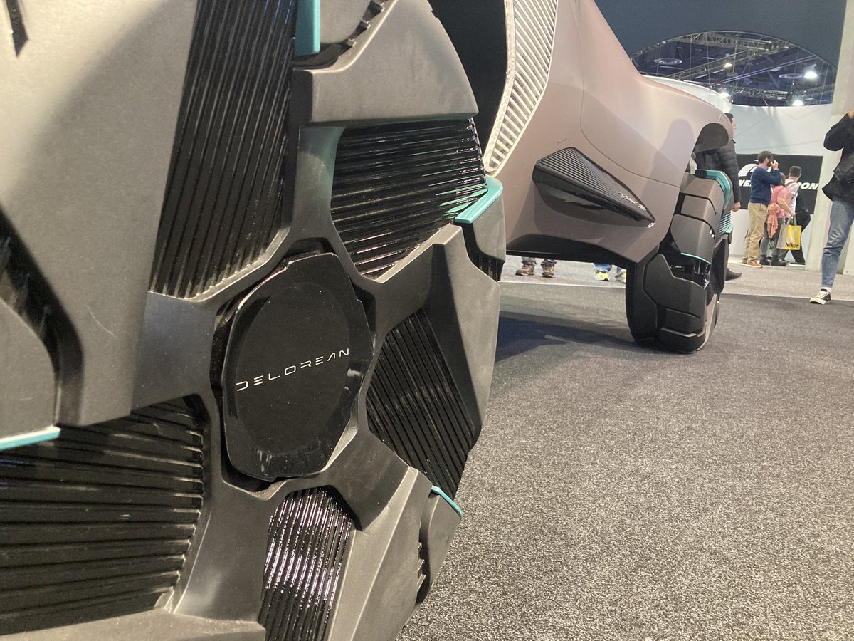 MatthieuTerrats's tweet photo. La nouvelle #delorean #backtothefuture @italdesign #CES2023 https://t.co/NmC1jIenBD