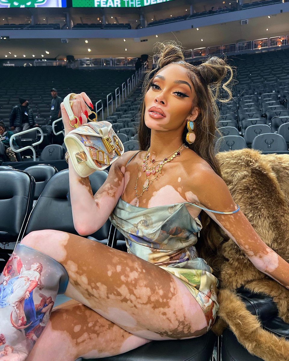 winnieharlow's tweet photo. Renaissance 🫧👼🏾🌤💗 https://t.co/yO191tY2MG