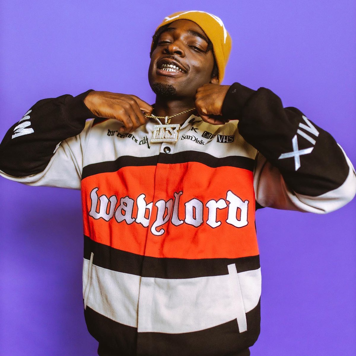 TribeTunde's tweet photo. Go bump my music and help me get my momma out the hood 

https://t.co/7eXOkGioH3 https://t.co/HnFn8zZ6MQ