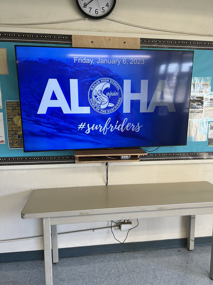 mrhooker's tweet photo. Excited to be speaking at Kailua High School in Hawaii today! #readysetfail https://t.co/OoyGRSshdj