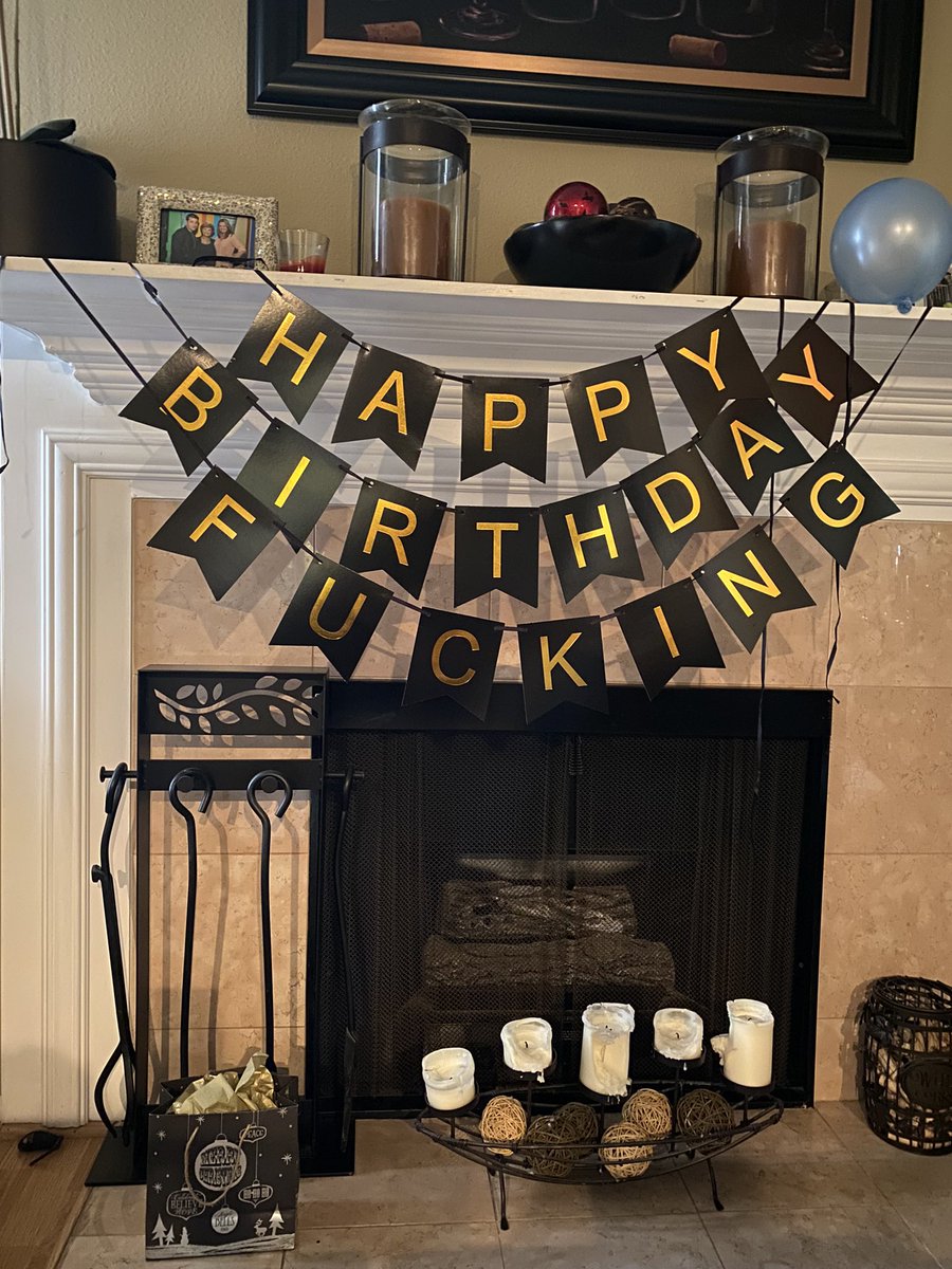 Nikkib16Testa's tweet photo. Today was a big day! Knocked this out in 3 hours. I’m also available for kids parties. So there’s that. 🙃 https://t.co/xqSblcxofN