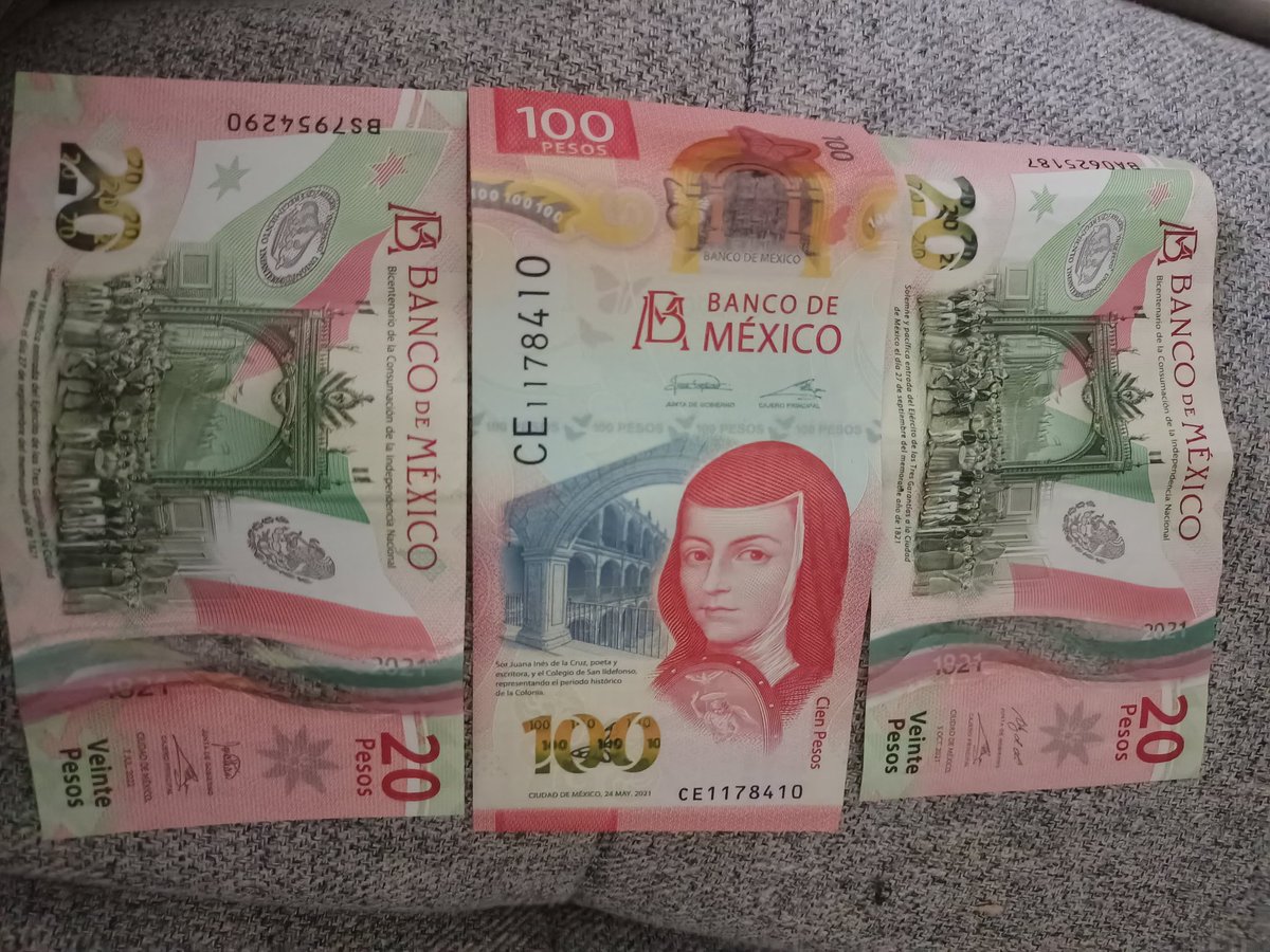 mapat_luna's tweet photo. ¿A quién pitos se le ocurre hacer billetes iguales de diferente denominación, @Banxico ? https://t.co/oZNsJ8ZPTL