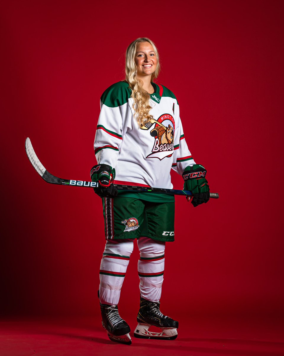 🚨GOOOOAAAALLLLL🚨
OH MY OPHEIM!!!!!! She steals the puck and puts it in the back of the next with 7 seconds to play!!!!!
🐶: 1
🦫: 2
Period 3 | 0:07

#BuildTheDam | #OnwardBeavers