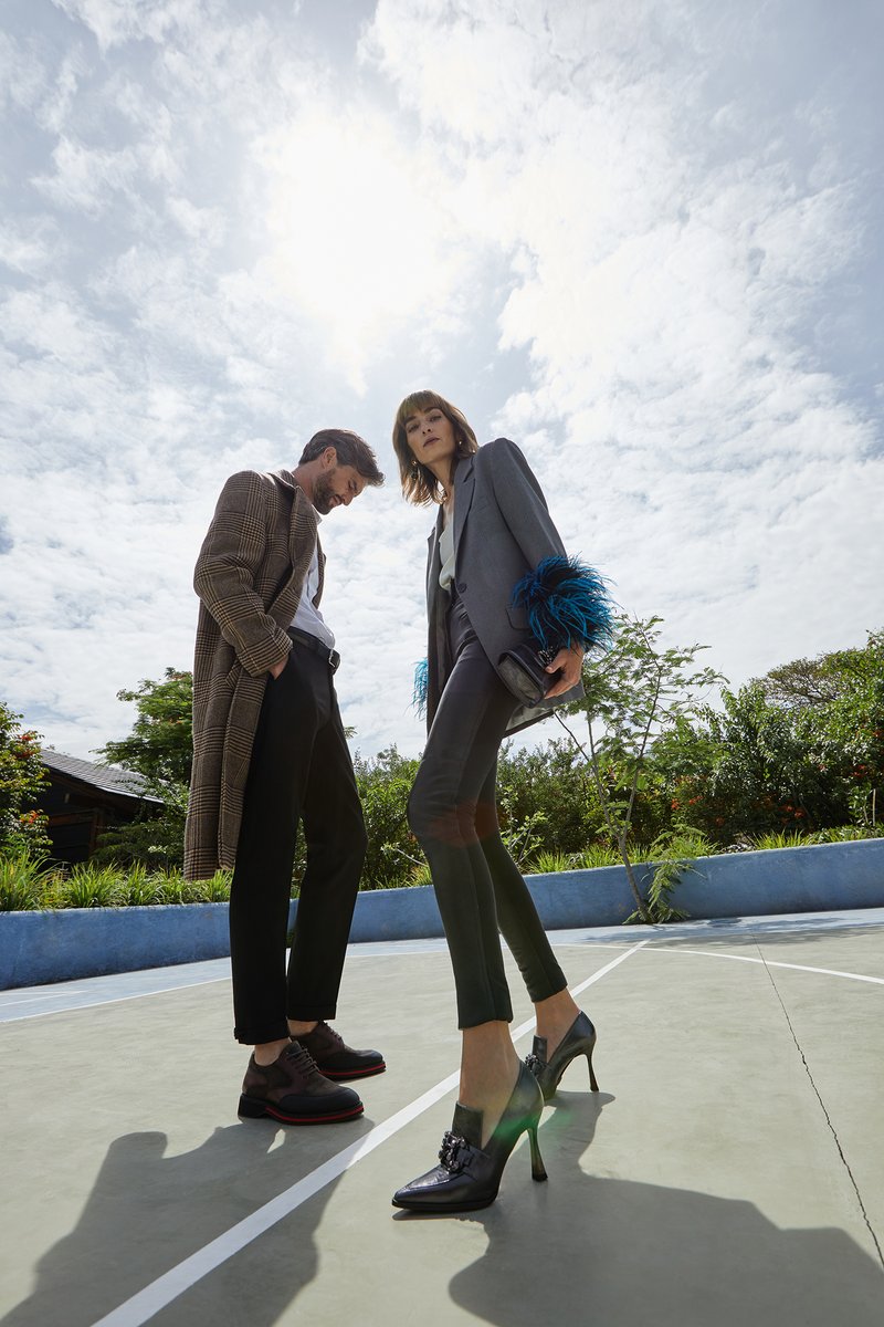 Prada_MX's tweet photo. Eleva tus looks de invierno
#PradaMx #OI22 #CDMXlife #Fashionoutfits #ootd #Zapatosdemoda https://t.co/lSywFtVFJL