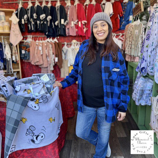 Who’s joining us for our last weekend @knotts 🙋🏻‍♀️

Visit us through Sunday 1/08/23 Everything is on sale 🏷 

#WhimsicalCharm #brandwithpurpose #baby #infant #toddler #gifts #madewithlove #shoplocal #shopsmall #sweetdesigns #warmresults #keepingbabieswarm #california #buenapark