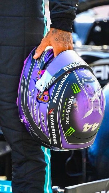 formulalau's tweet photo. Fórmula 1 não é esporte - a mini thread para provar o contrário 🧶 https://t.co/UfBYZ70hvq