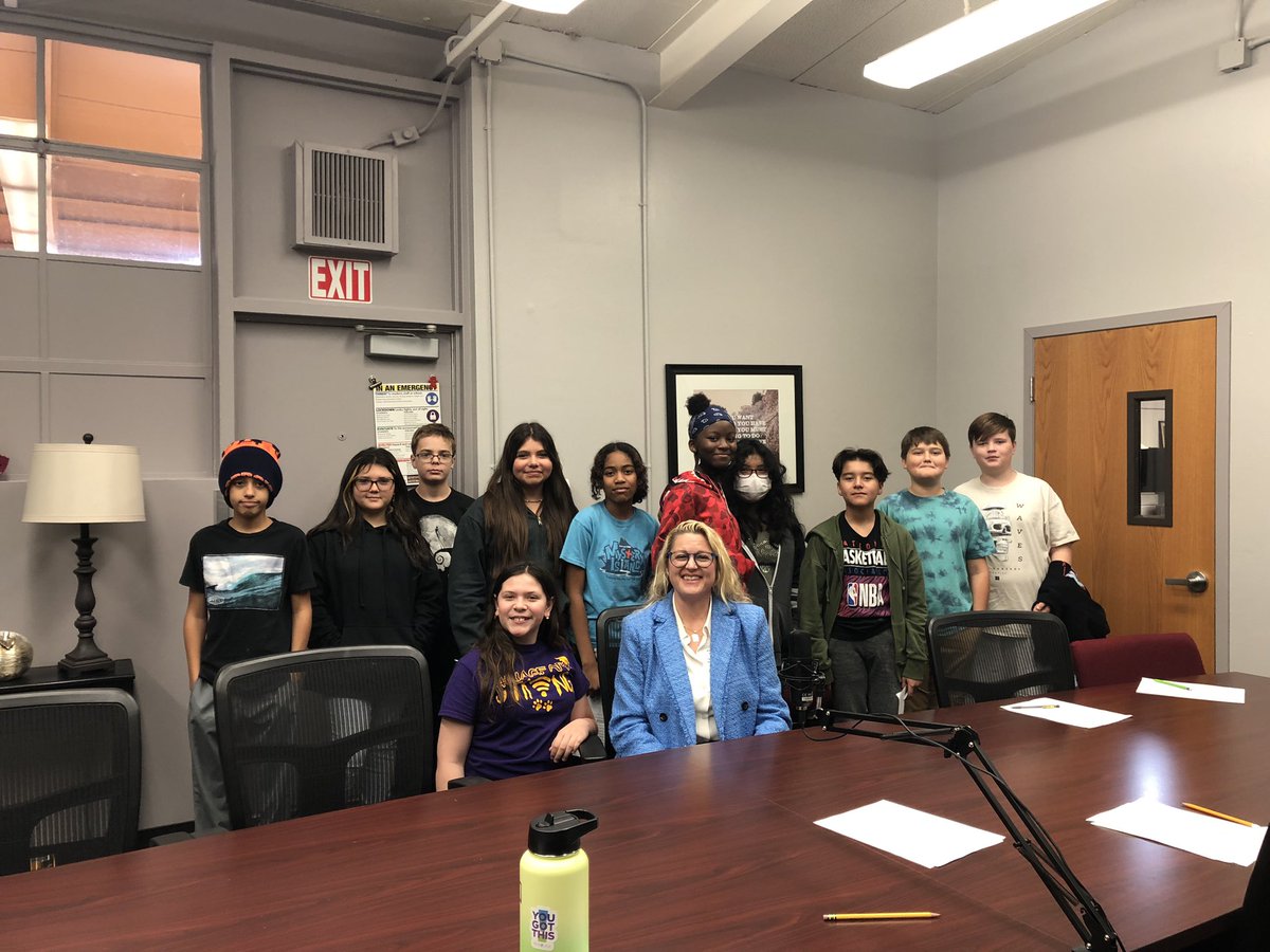 JagThinkerspace's tweet photo. WATTS HAPPENING a podcast for students, by students, would like to thank Leah Harrison from @SRPconnect for sharing SRP’s amazing efforts towards creating a sustainable future. We are looking forward to creating our own sustainable program here at Jefferson Elementary. https://t.co/odiHREwKDP