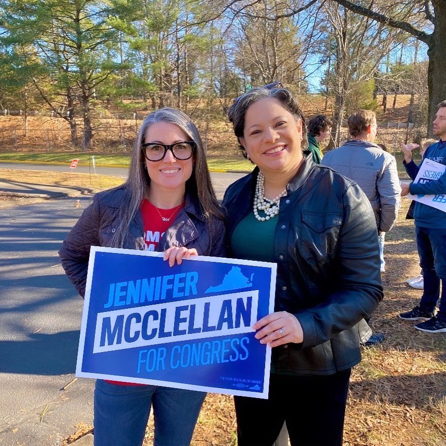 ms_bea_kind's tweet photo. ❤️ Wonderful to rally around @JennMcClellanVA in Richmond this morning on this first day of early voting! 🗳️
If you live in #VA04, go to https://t.co/OceUPyLFTd to find out where + when to vote for the Feb 21st Special Election! #Jennergy @MomsDemand #MomsAreEverywhere to #GOTV https://t.co/aQR3kWLPOm