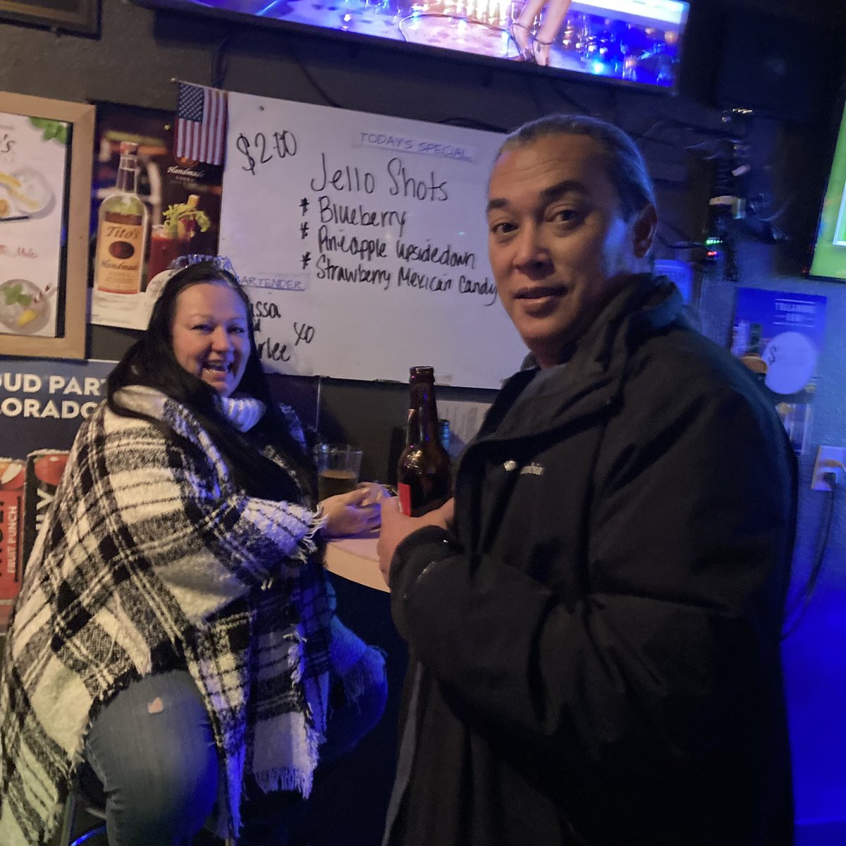 sidetrackedbar's tweet photo. #sidetracked #touchtunestv #NYE https://t.co/b3R7KcDTpV