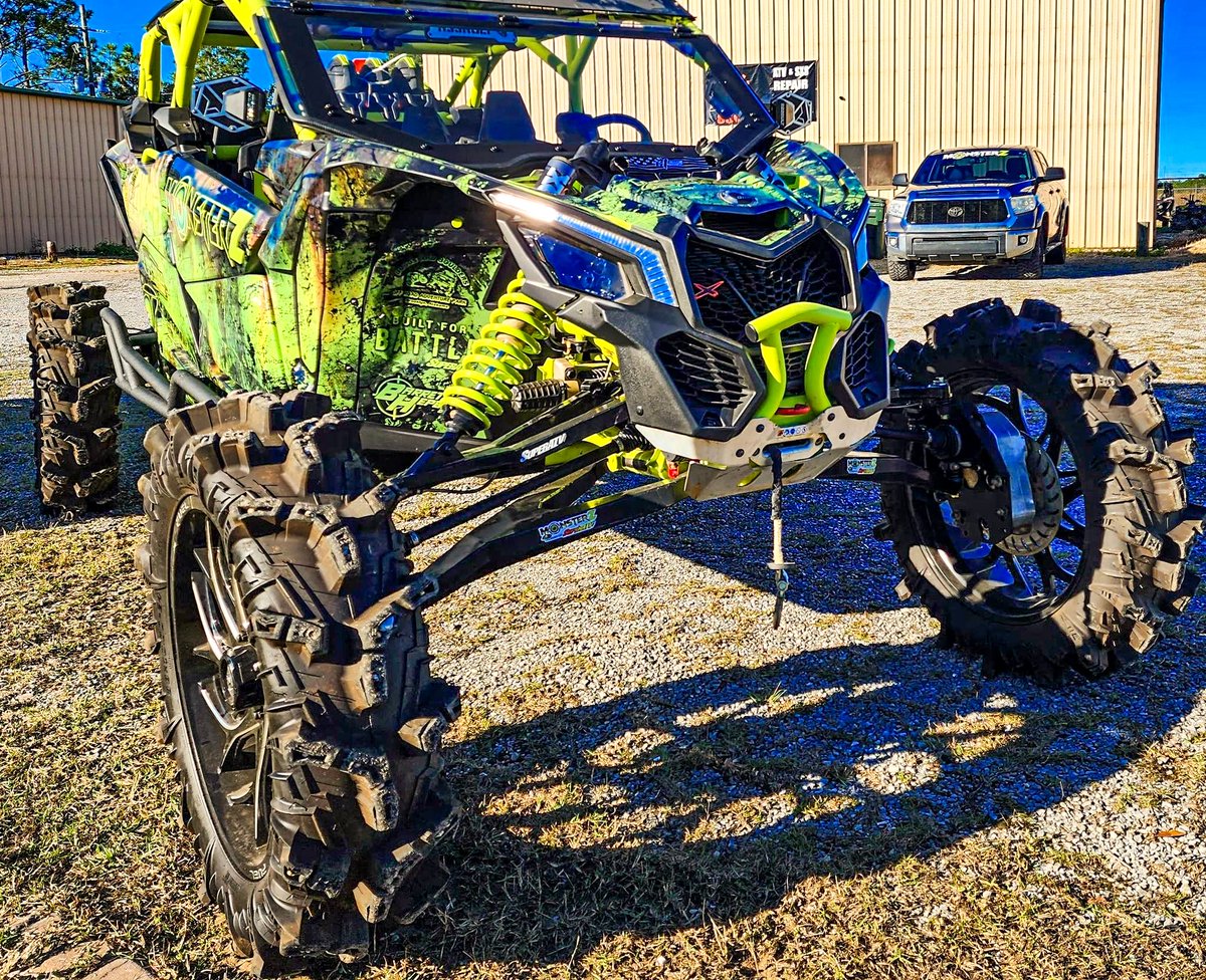 superatvtweet's tweet photo. 🐉 The #MonsterZ Jurassic Maverick X3 has got it all! #SATV 6" #GDP dual idler portal gear lift, Boxed A-arms, #RhinoAxles, Nerf Bars, Tinted Roof, #TerminatorTires, & so much more! It's safe to say this #X3 is #BuiltforBattle! 💪⚙ #LetsRide #GearDrivenPerformance https://t.co/cNYooRsXNR