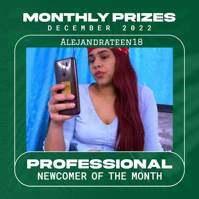 Congrats to December 2022's Models of the Month!   @Jennylifelux  @veryowengray  SkinLovers Alejandrateen18  Hit