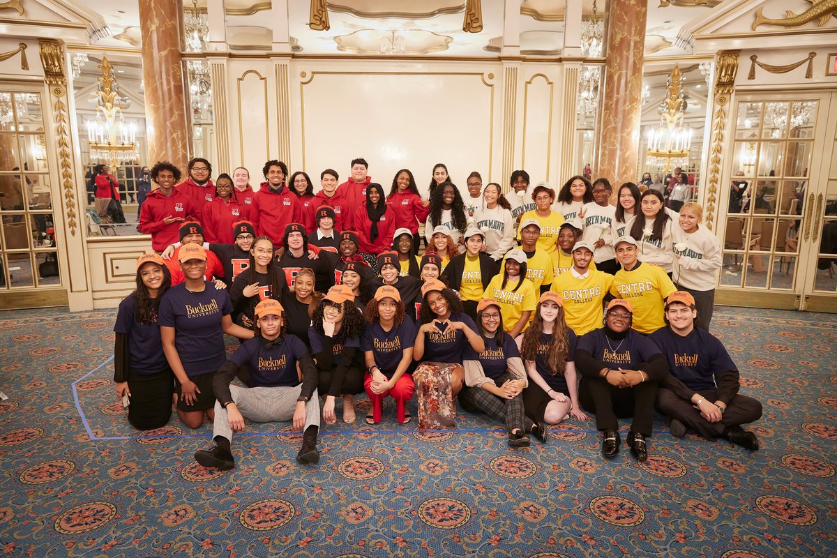 BostonSchools's tweet image. 13 Boston Public Schools students have been awarded four-year, full-tuition merit-based scholarships by the @possefoundation totaling $2.5 million. The recognition is well deserved, and we are so proud of these students hard work. We can&apos;t wait to see what they accomplish!